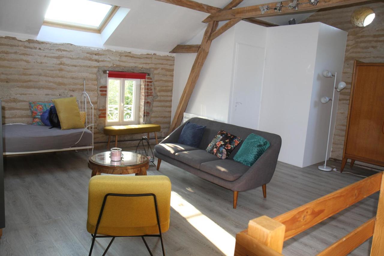Gite Calme Et Cosy, Toutes Commodites Et Tourisme Vigny-les-Paray Exterior photo